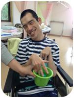 つむぎの里：キャップ作業