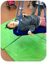 つむぎの里：ブランコ